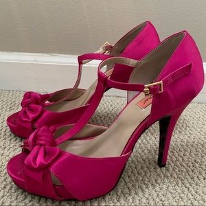 Betsey Johnson Open Toe Magenta T-Strap Heel